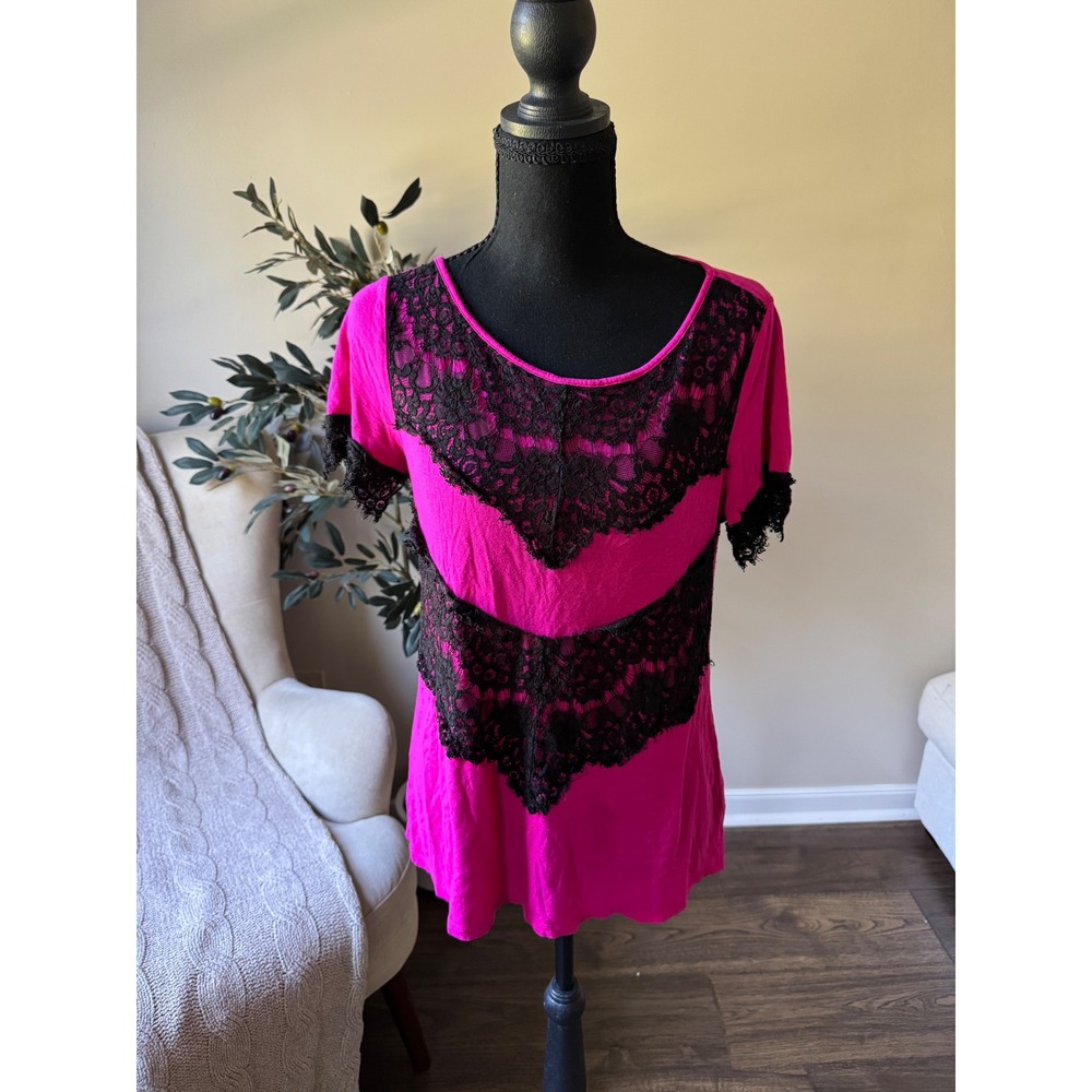a.n.a A New Approach Pink Lace Overlay Short Sleeve Top Magenta Black Small